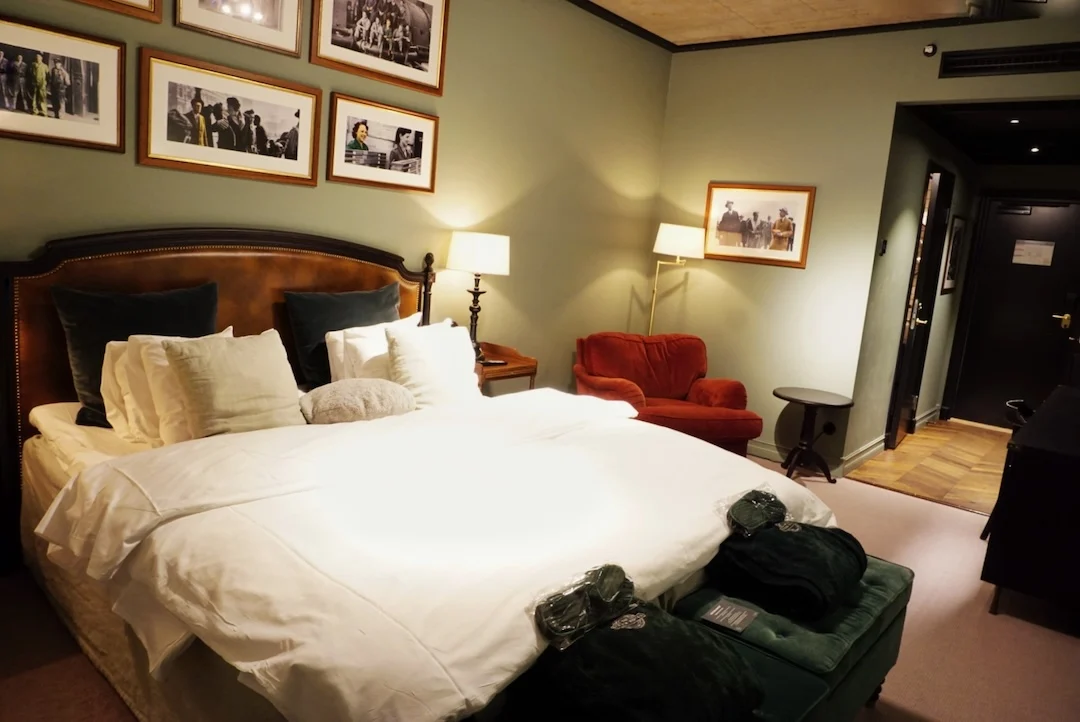 Steam Hotel superior atrium rum